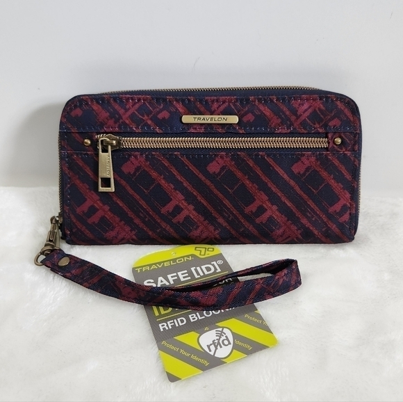 Travelon Navy Blue Burgandy Maroon Red RFID Wristlet Wallet NWT - Picture 1 of 16